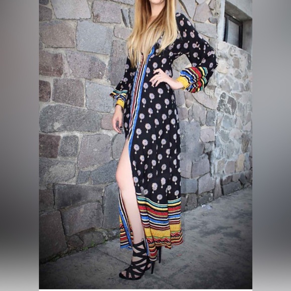 BOHO SPLIT MIDDLE DRESS - Picture 1 of 10